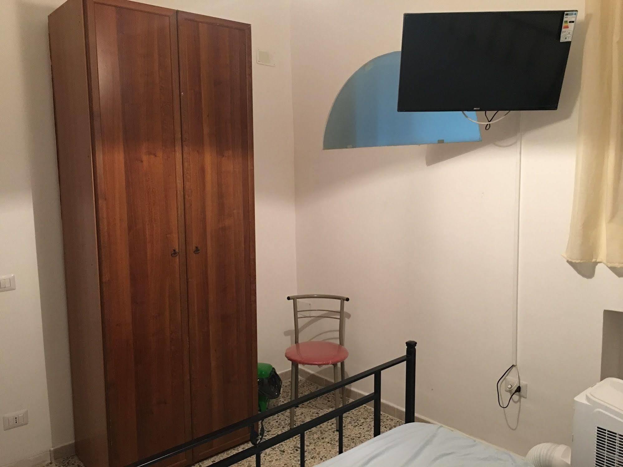 B&B Crotone Kültér fotó